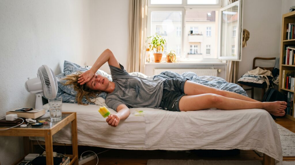 Wenn die Bude zum Backofen wird: Hitzeschutz, der wirklich was bringt (und teils sogar gefördert wird) 1 Wenn die Bude zum Backofen wird: Hitzeschutz, der wirklich was bringt (und teils sogar gefördert wird) 1