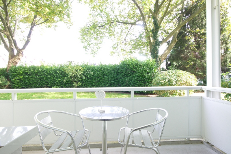 Balkon, zentrale Lage guter öffentlicher Verkehr, 45130 Essen (Rüttenscheid Südviertel)