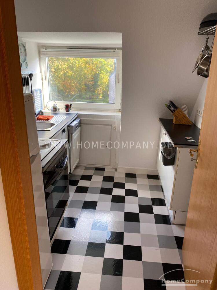 Helle Dachgeschosswohnung mit Balkon in Kiel-Hassee – Von-der-Goltz Allee 1, 24113 Kiel – Vorschaubild 8