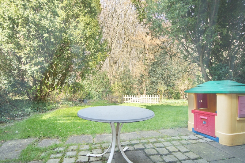 Gartenterrasse mit Pool in Ruhr-Uni-Nähe – Vormholzstraße 16 a, 44801 Bochum – Vorschaubild 8