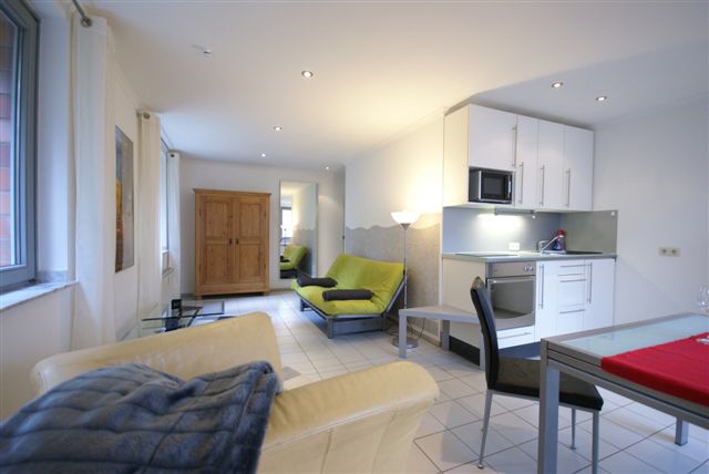 Modernes Apartment mit KFZ-Stellplatz, nahe Uni Bochum, 58455 Witten