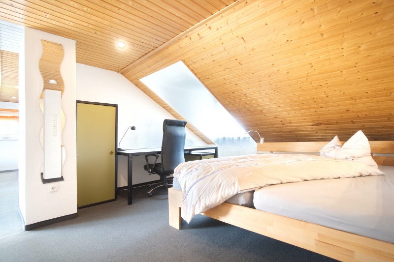 Gemütliche Dachgeschosswohnung mit Balkon in ruhiger Lage – Am Gysenberg 6, 44805 Bochum – Vorschaubild 5