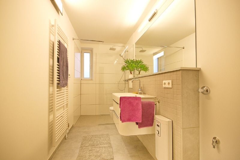 Cozy renovated apartment with private patio – Rübezahlstraße 3, 45134 Essen – Vorschaubild 7