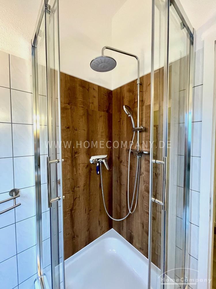Zentral gelegenes Dachgeschoss-Apartment mit schöner Aussicht – Schweizstraße 10, 1259 Dresden – Vorschaubild 8