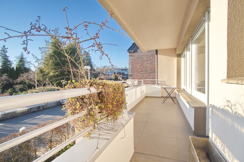 Großzügige Wohnung mit Balkon, nahe Altstadt, 45219 Essen (Kettwig)