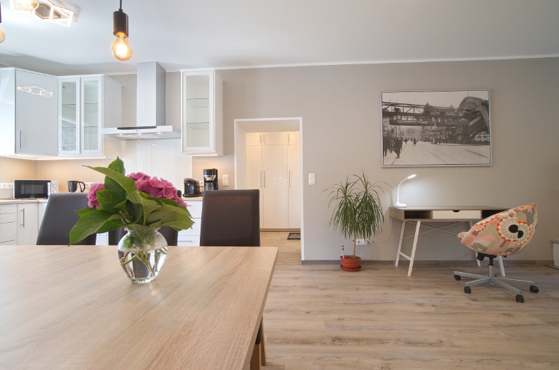 Exklusiv und grün umgeben Traumwohnung im Erdgeschoss – Sandkuhle 3, 44879 Bochum – Vorschaubild 9