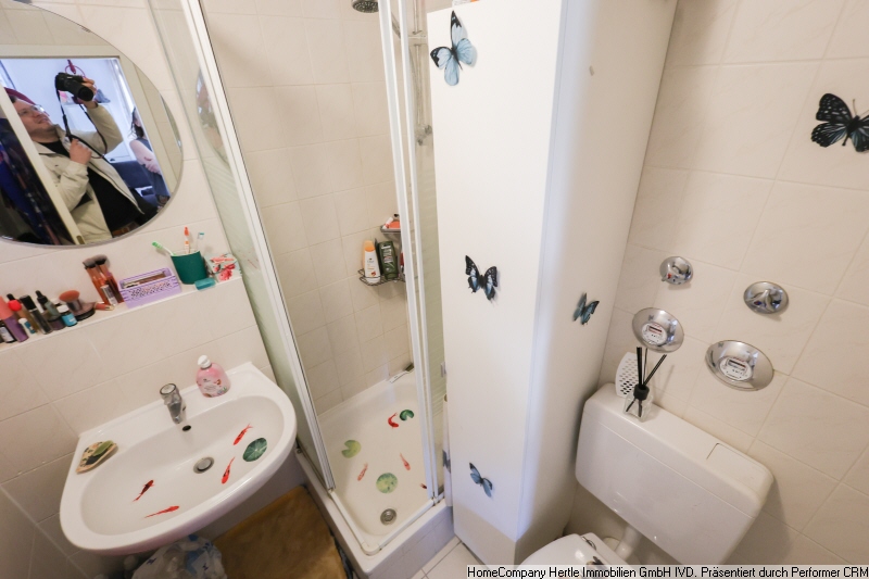 Single-Apartment mit Balkon in Freiburg – 79117 Freiburg im Breisgau – Vorschaubild 5