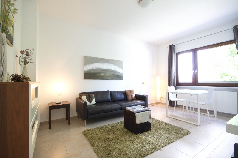 Eingerichtete Wohnung mit Balkon in Rüttenscheid – Kahrstraße 13, 45128 Essen – Vorschaubild 2