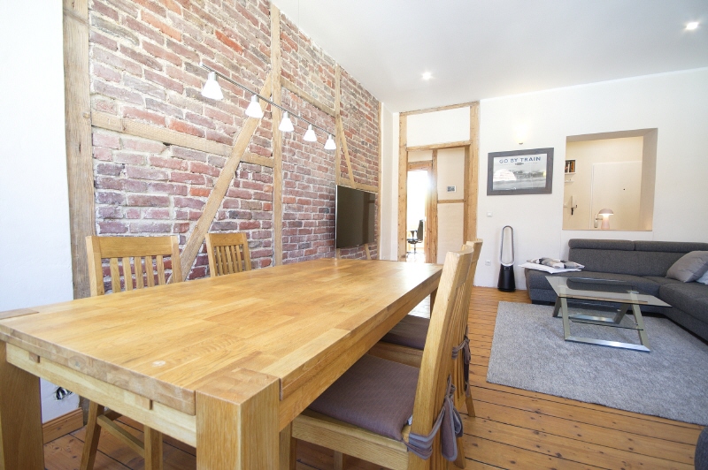 Charmante 3-Zimmer-Altbauwohnung mit Balkon – Wörthstraße 42, 45138 Essen – Vorschaubild 3