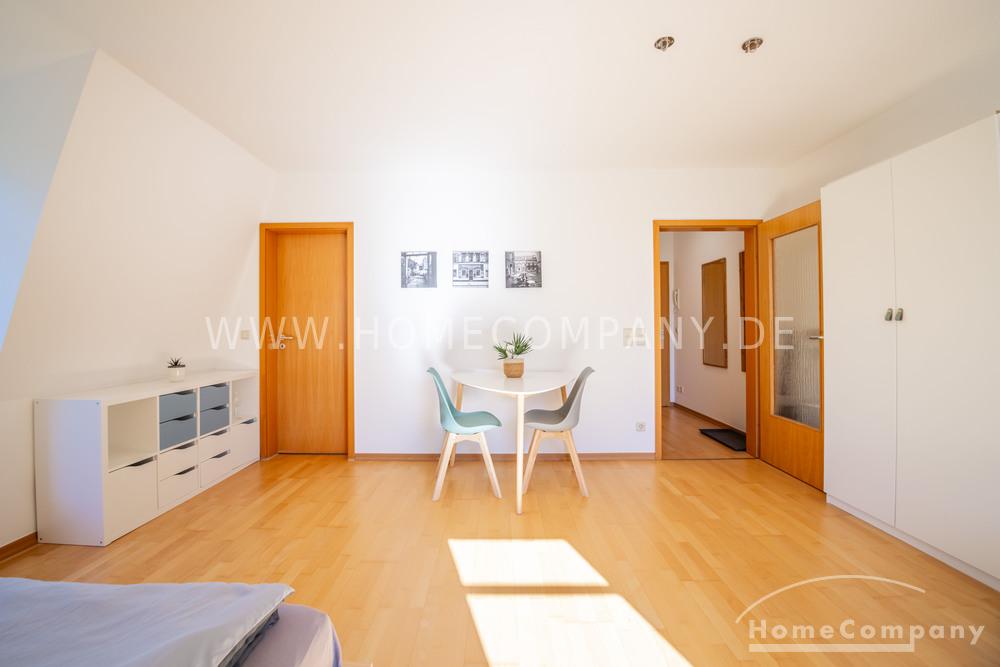 Möbliertes 1-Zimmer-Apartment mit Balkon in Neustadt – 1099 Dresden – Vorschaubild 3