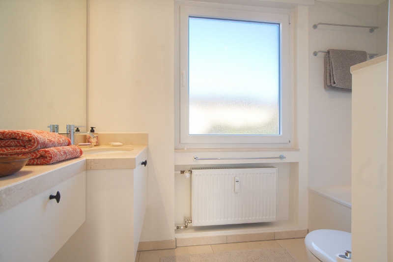 Großzügige Wohnung mit Balkon, nahe Altstadt – Im Blumenfeld 10, 45219 Essen – Vorschaubild 6