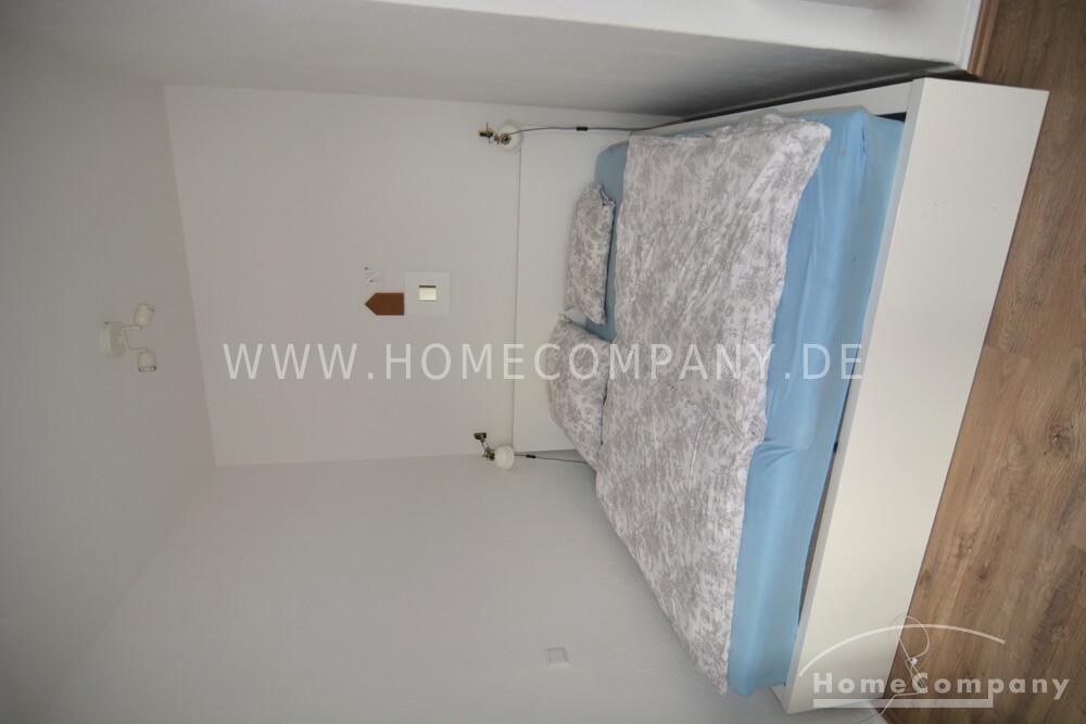 Zentrale Lage, helle Wohnung in Kiel – Küterstraße 1, 24103 Kiel – Vorschaubild 2