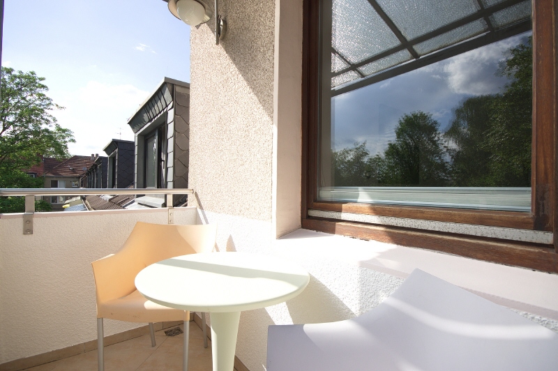 High-Quality Apartment with Balcony in Rüttenscheid – Kahrstraße 13, 45128 Essen – Vorschaubild 8