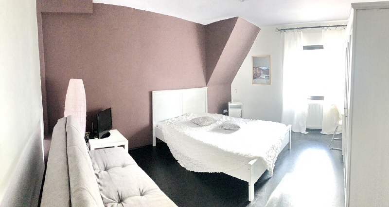 Zimmer mit Dachterrasse im Ruhrgebiet, 45136 Essen (Bergerhausen Huttrop Rüttenscheid)
