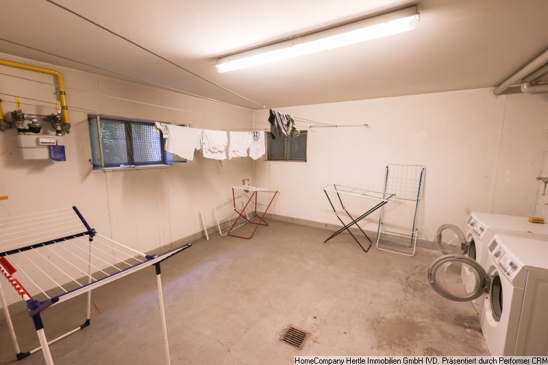 Single-Apartment mit Balkon in Freiburg – 79117 Freiburg im Breisgau – Vorschaubild 7