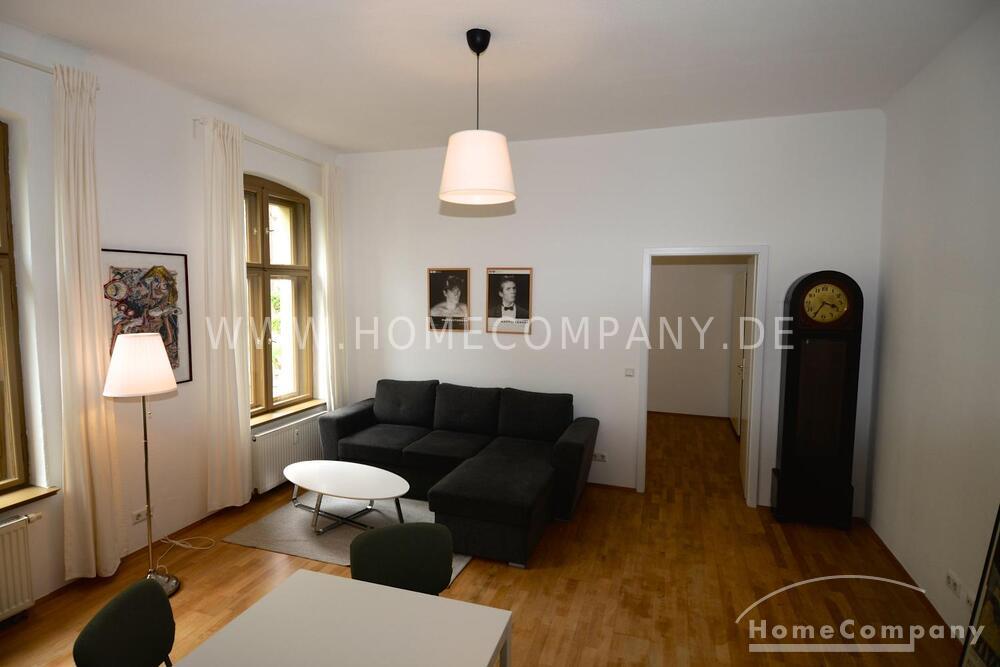 Charmante Altbauwohnung mit Balkon in Potsdam-West