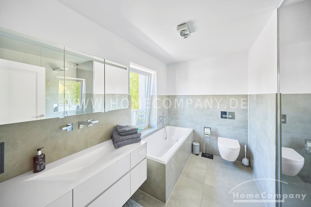 Moderne Stadtvilla in Nymphenburg mit WLAN und Badewanne – 80638 München – Vorschaubild 12