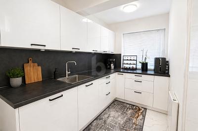 Familienparadies in Hamburg – Neubaucharakter – 22159 Hamburg – Vorschaubild 2