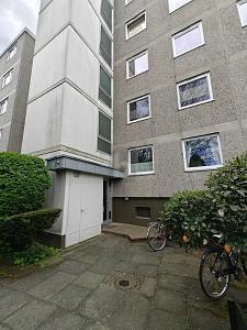 image-72596049