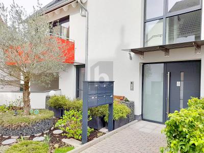Stilvolle Etagenwohnung mit Südbalkon, 76187 Karlsruhe (Knielingen Maxau Mühlburg Nordweststadt)