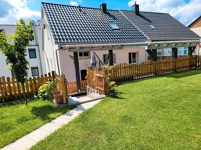 Moderne Doppelhaushälfte in Niefern-Öschelbronn, 75223 Niefern-Öschelbronn
