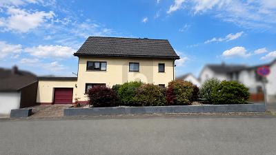 Großes Familienhaus mit Baugrundstück in Ehringshausen, 35630 Ehringshausen