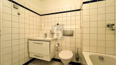 Renoviert & mit Terrasse – Ihr neues Zuhause – 40721 Hilden – Vorschaubild 4