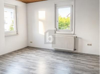 Dettingen Familienhaus mit Ausbaupotential, 72581 Dettingen an der Erms