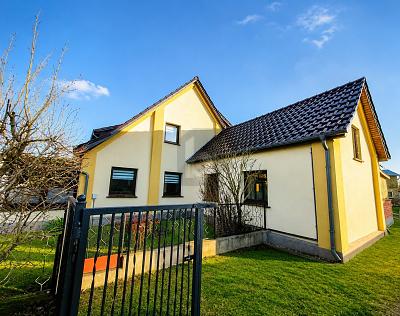 EIN ZUHAUSE IM GRÜNEN, 19386 Kritzow