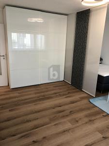 Möbliertes Apartment in Stuttgart – Balkon inklusive – 70469 Stuttgart – Vorschaubild 2