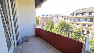 kernsanierte Wohnung mit Balkonen in Ludwigshafen, 67061 Ludwigshafen am Rhein (Mitte Süd)