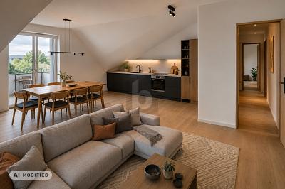 Dachgeschosswohnung mit Westbalkon & Ausblick, 83308 Trostberg