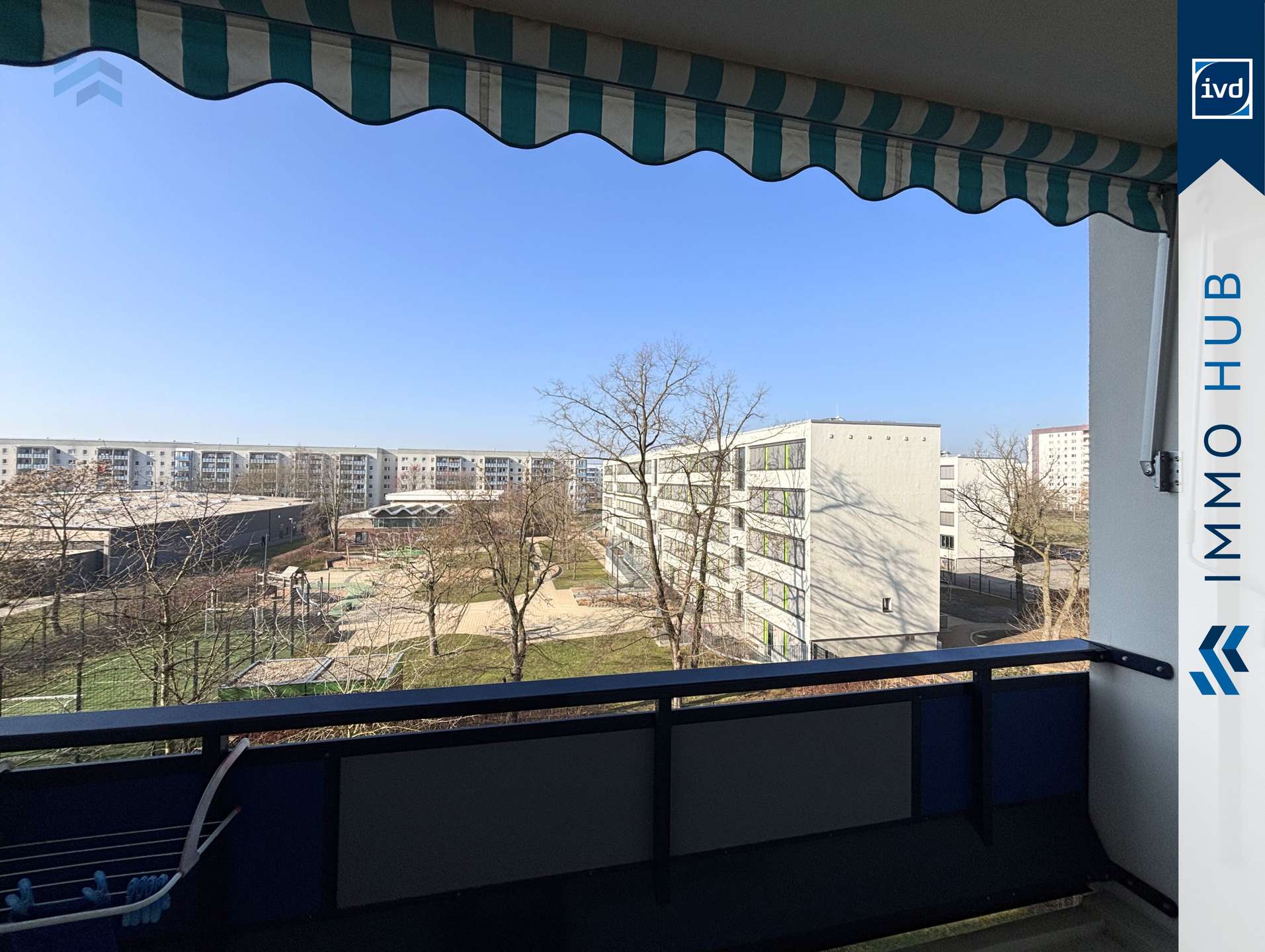 Westbalkon Aufzug - Idyllischer Grünhof – An der Kotsche 29, 4207 Leipzig – Vorschaubild 4