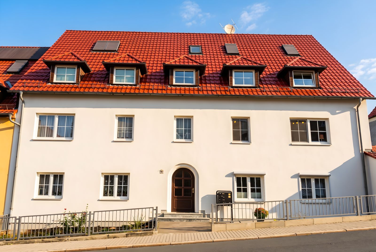 Helle 4-Zimmer-Wohnung mit Balkon Jenzig-Blick – Am Steinborn 35, 7749 Jena – Vorschaubild 2
