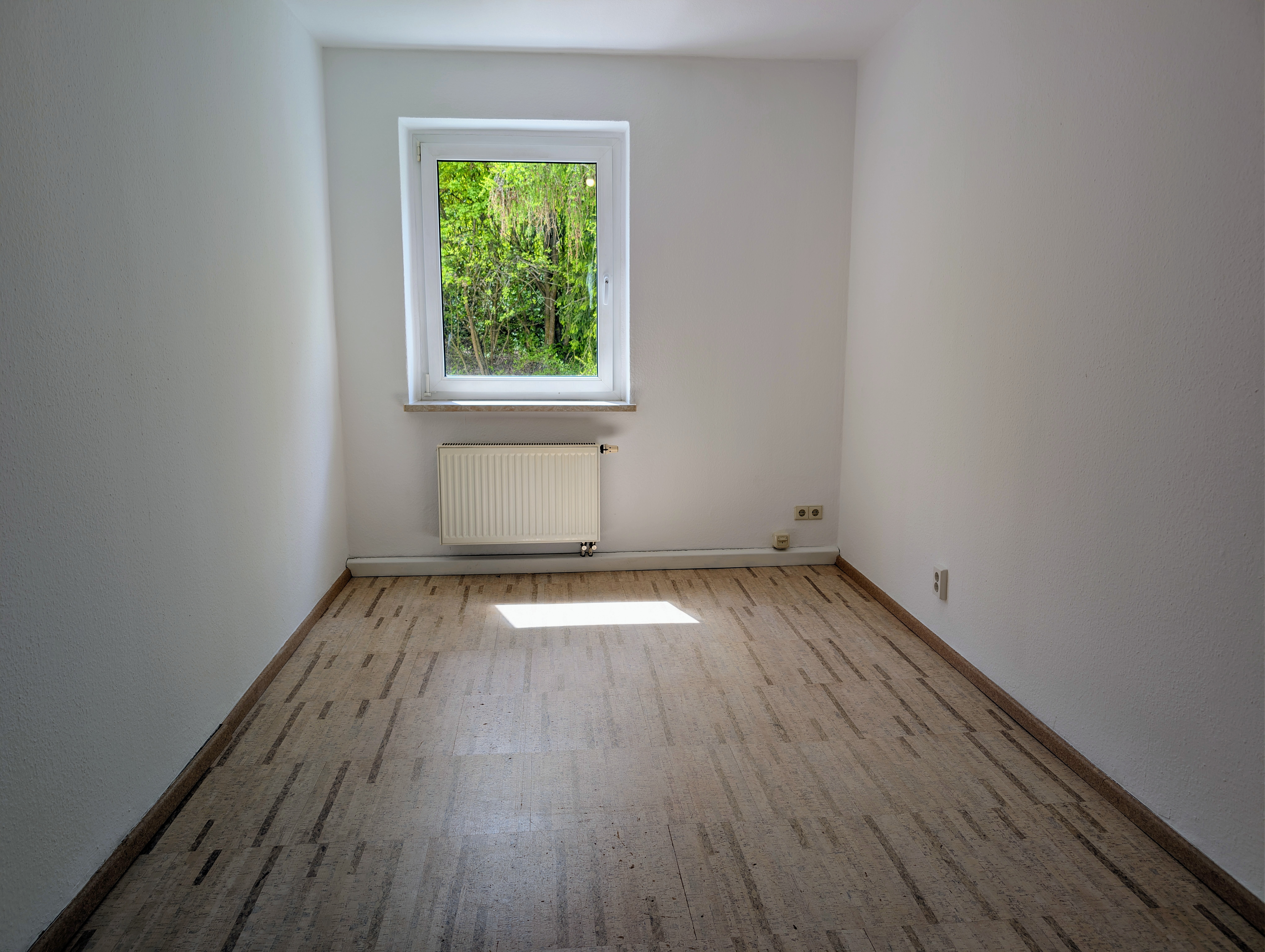 Gemütliche 4-Raum-Wohnung, ruhiges Westviertel – Lutherstraße 199, 7749 Jena – Vorschaubild 3