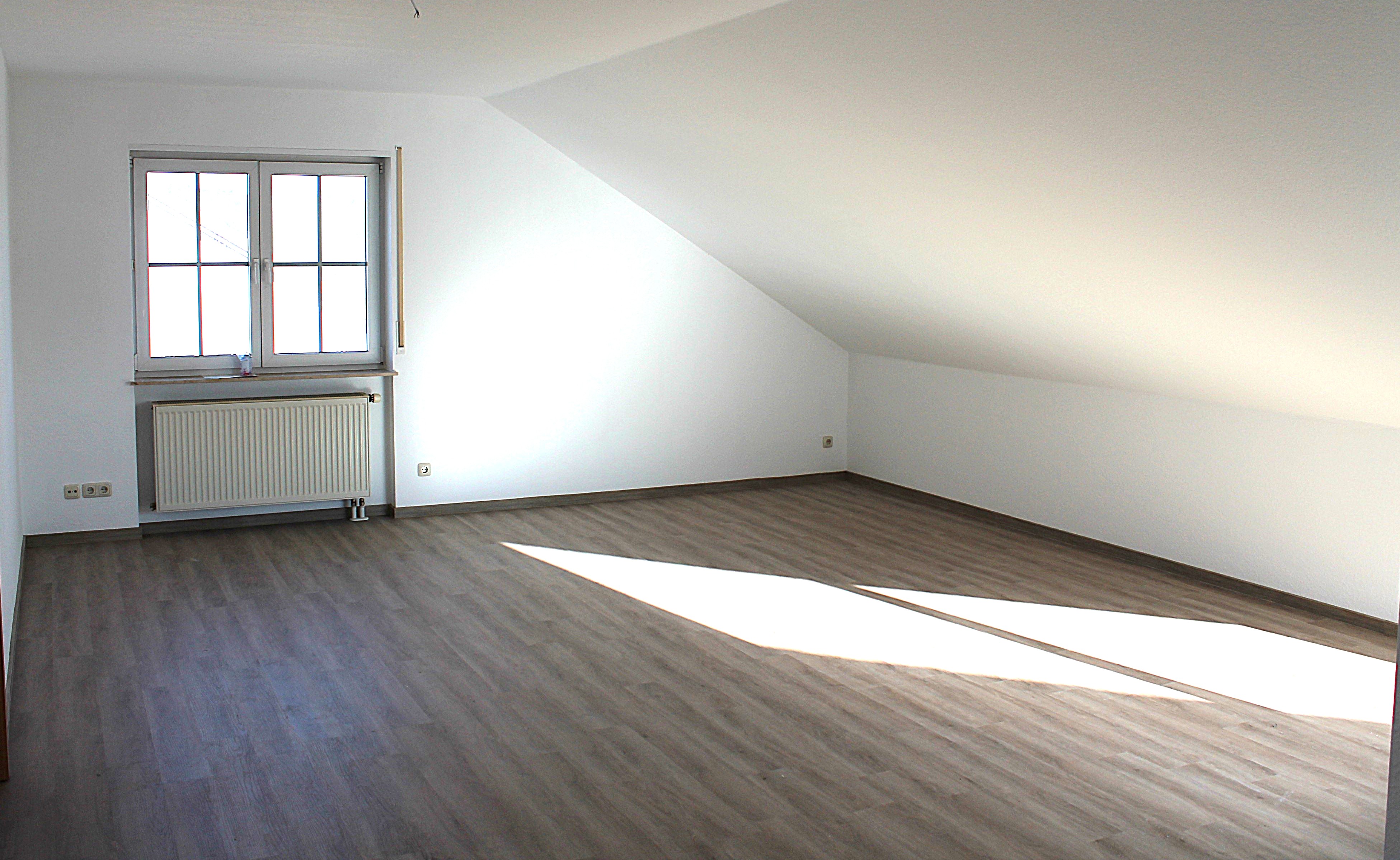 Sonniger Balkonblick in Johannesberg, 63867 Johannesberg