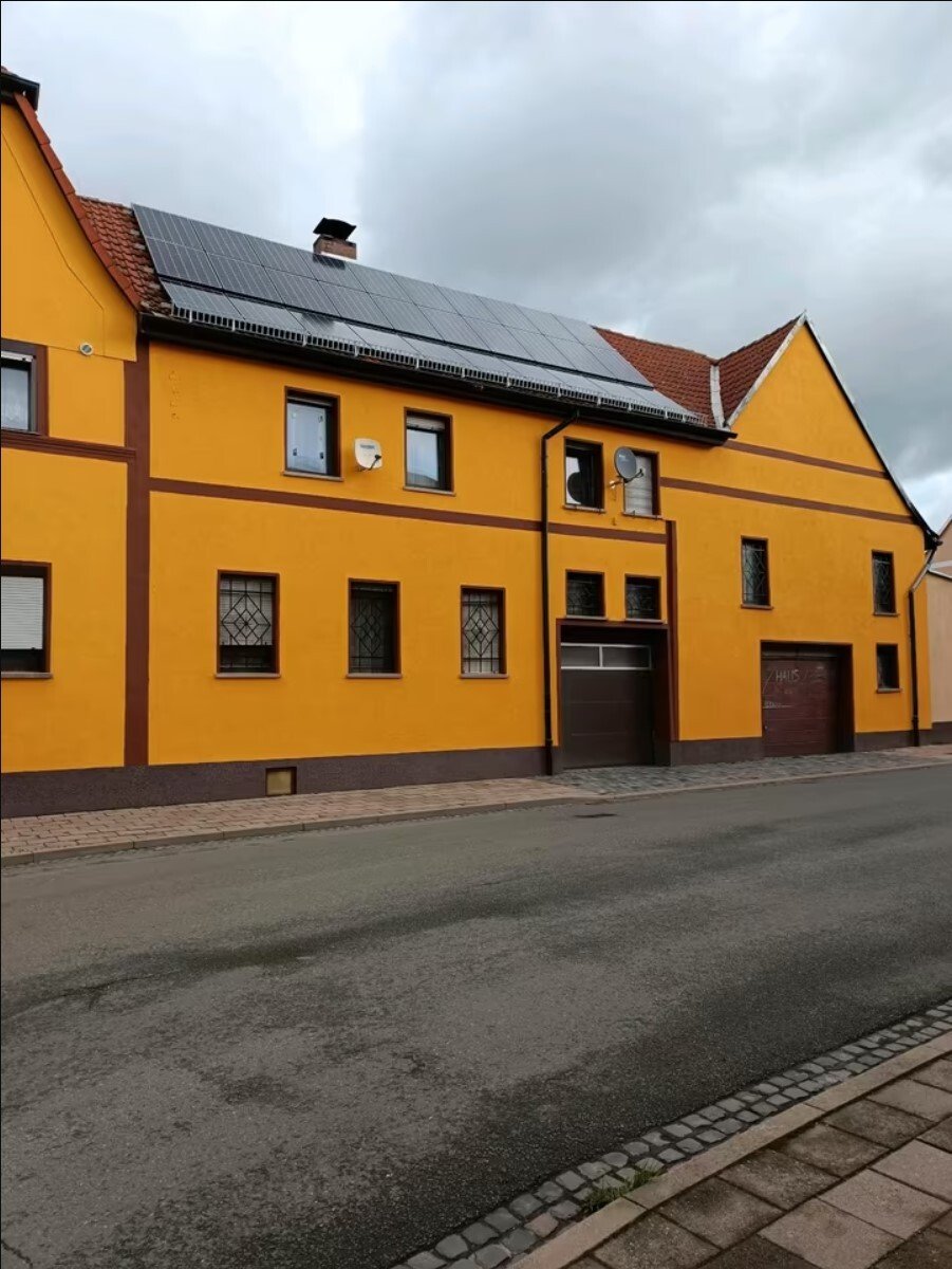 Großes Mehrgenerationenhaus in Buttstädt, 99628 Buttstädt