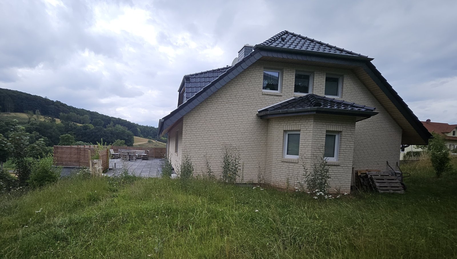 Großzügiges Einfamilienhaus mit Garten, 36214 Nentershausen