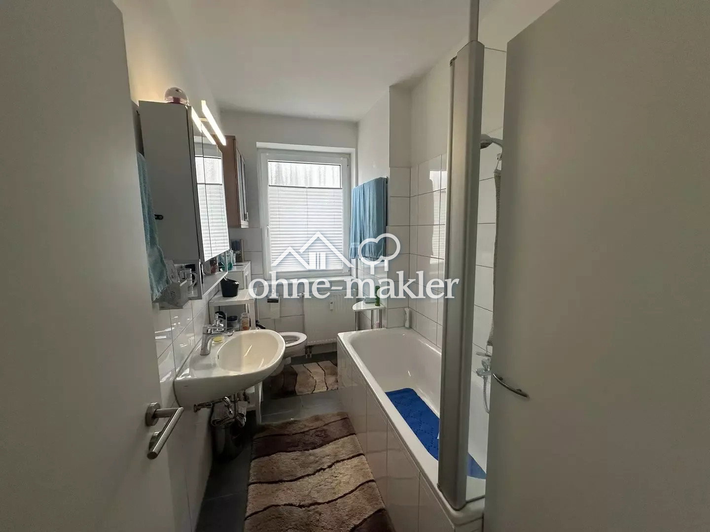 Zentrumsnahe EG-Wohnung – Balkon Stellplatz, 59872 Meschede