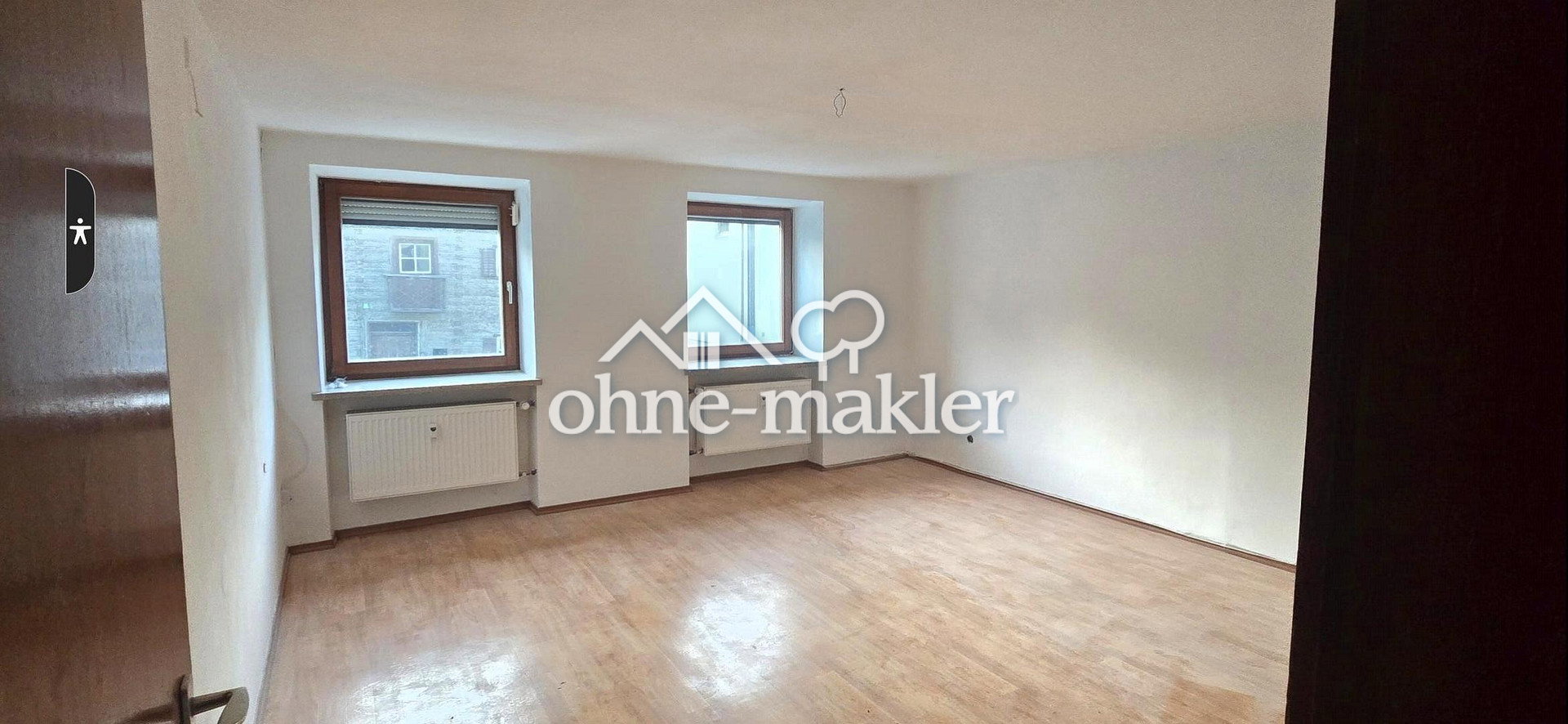 Zentral gelegene 3,5-Zimmer-Wohnung mit Balkon, 94094 Malching