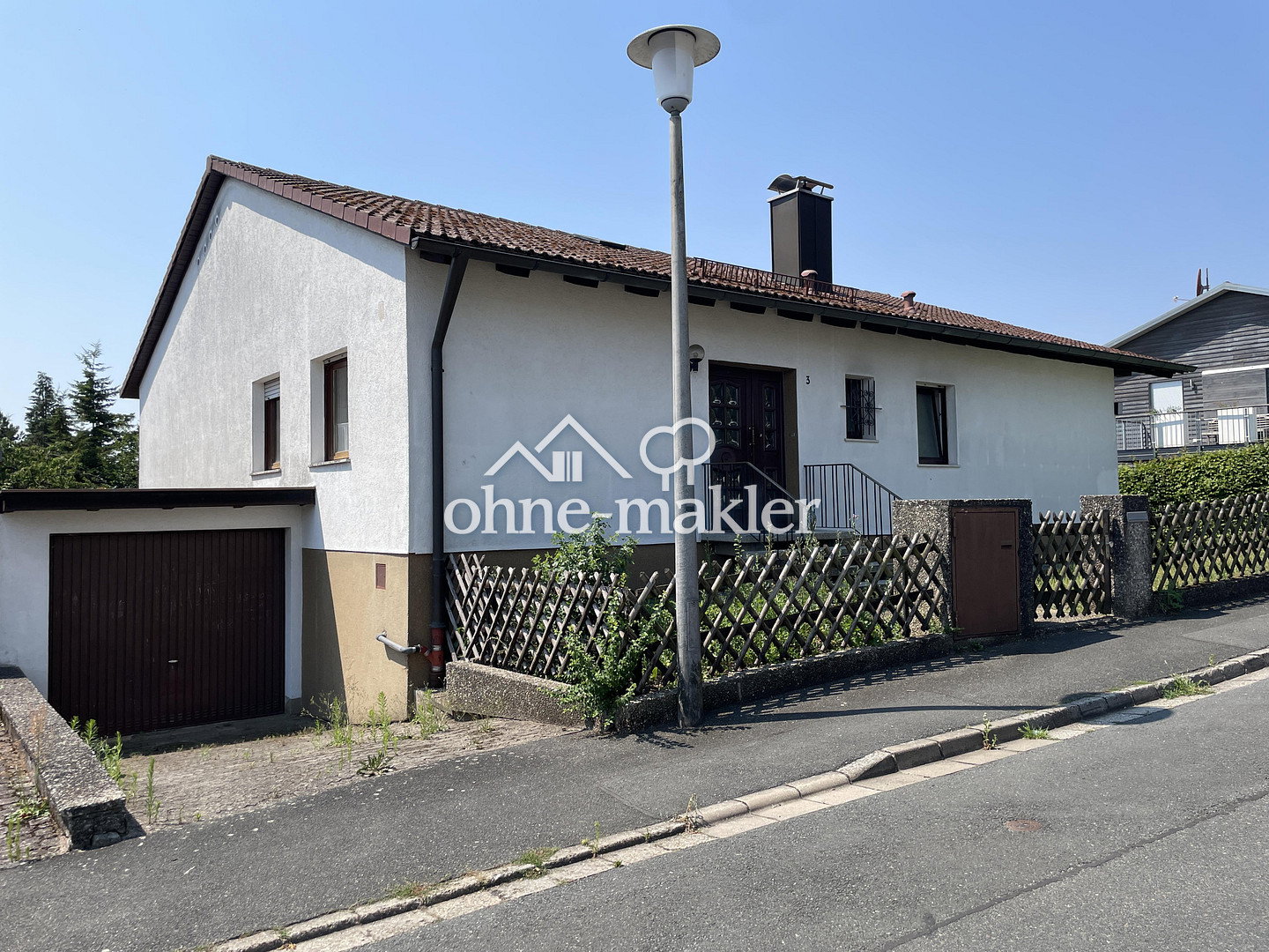 Großzügiges Einfamilienhaus mit Weitblick ins Grüne, 91080 Marloffstein