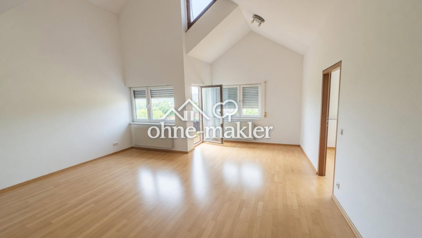 Helle 2-Zimmer-Wohnung mit Balkon in ruhiger Lage, 72760 Reutlingen