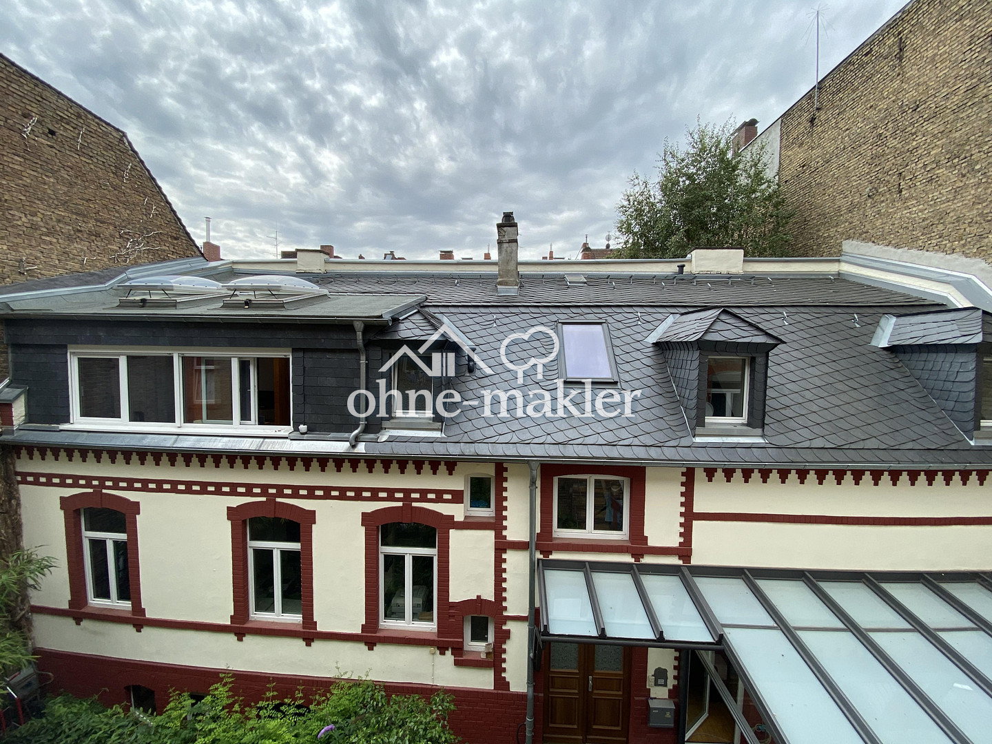 Eigenes Haus mit Garten und Garage in ruhiger Lage, 65195 Wiesbaden (Wiesbaden)