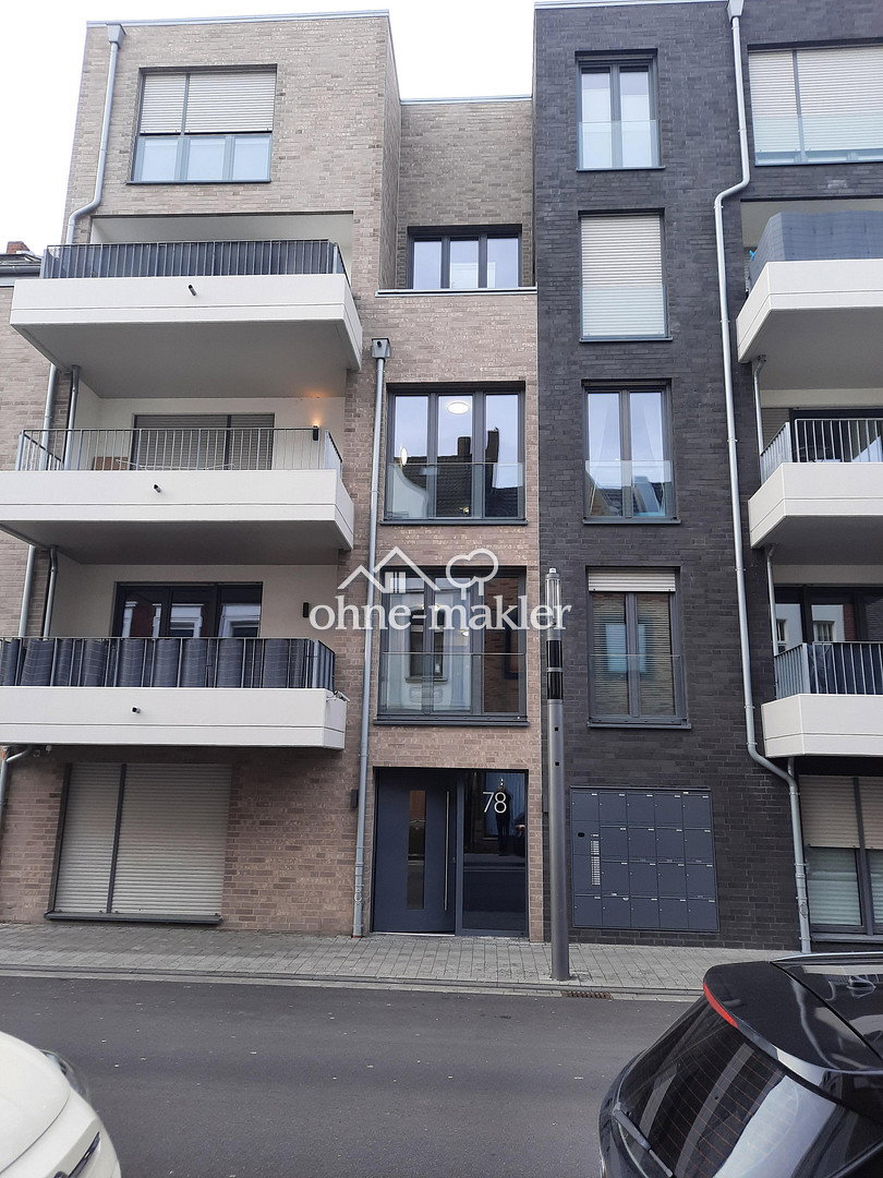 Zentrale 3-Zimmer-Wohnung mit Balkon und Aufzug, 41515 Grevenbroich