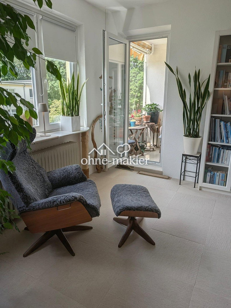 Ammersbek Lottbek Helle 4-Zimmer Wohnung mit Loggia, 22949 Ammersbek
