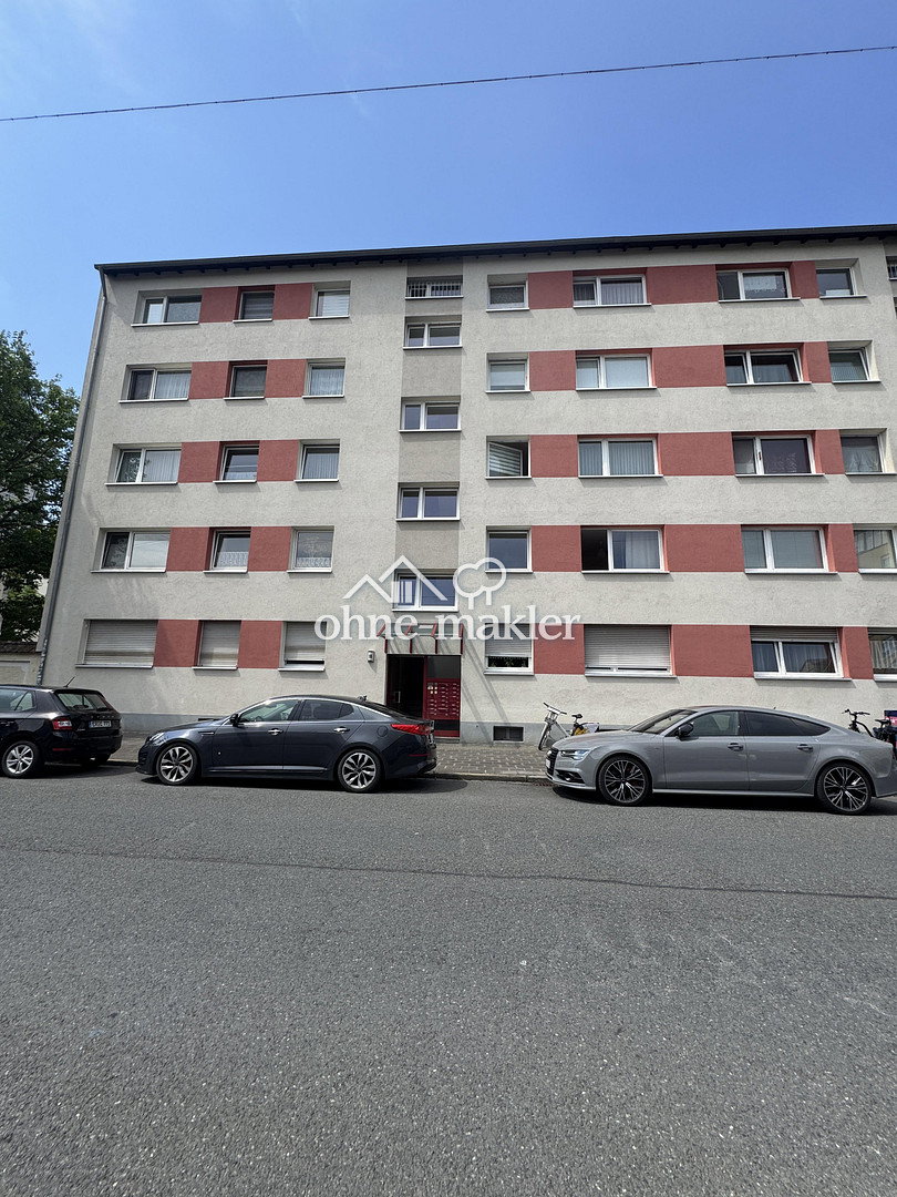 Zentraler Balkonwohnung - Nähe zum Südstadtpark, 90763 Fürth (Südstadt Weikershof)