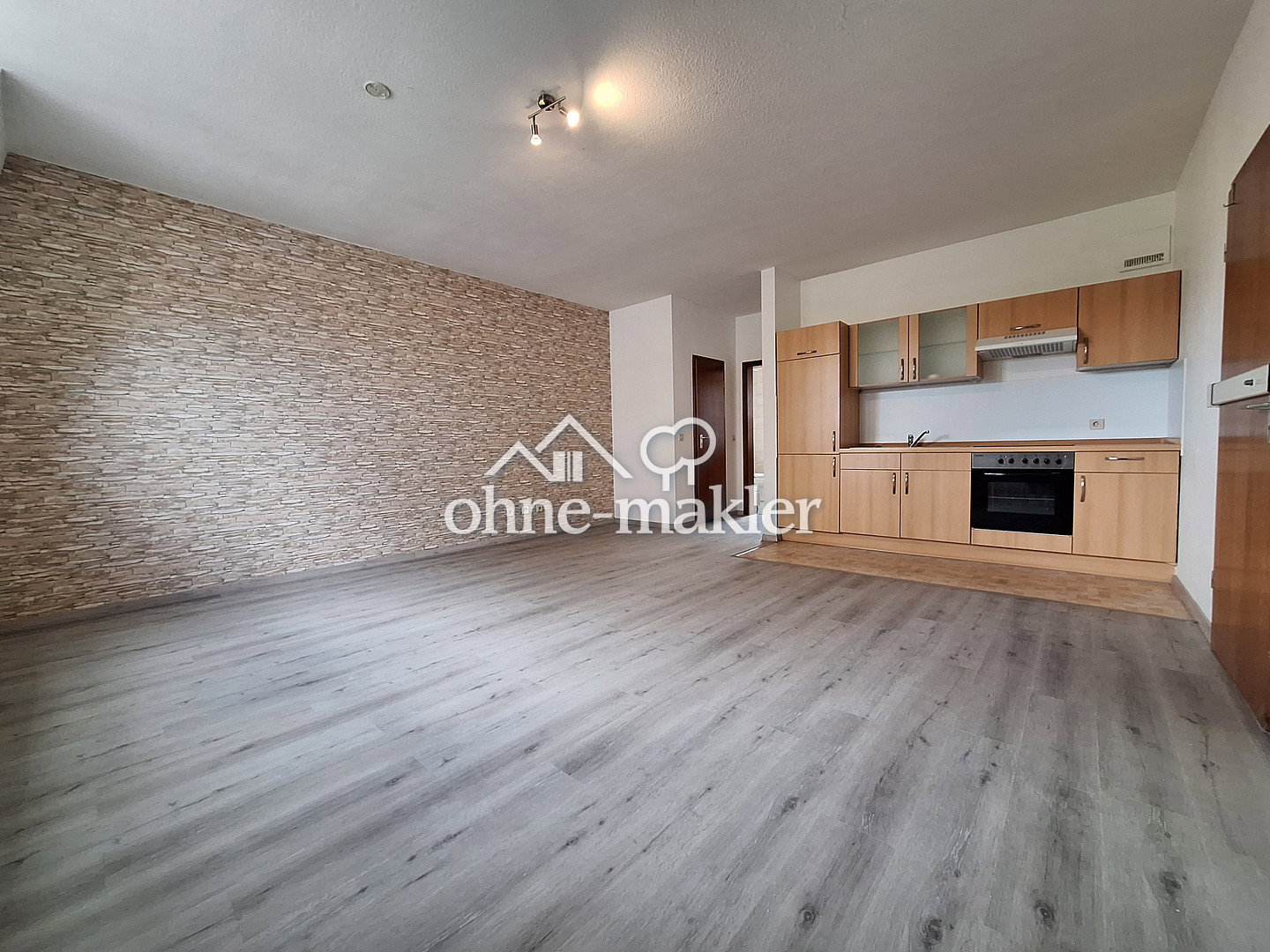 Zentrale Lage mit frischer Renovierung, 35390 Gießen