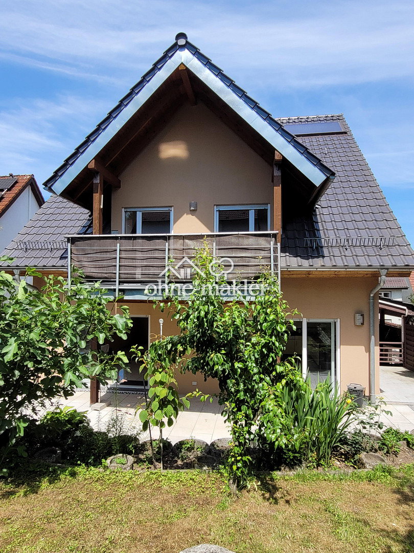 Charmantes Zweifamilienhaus mit Einliegerwohnung, 73760 Ostfildern