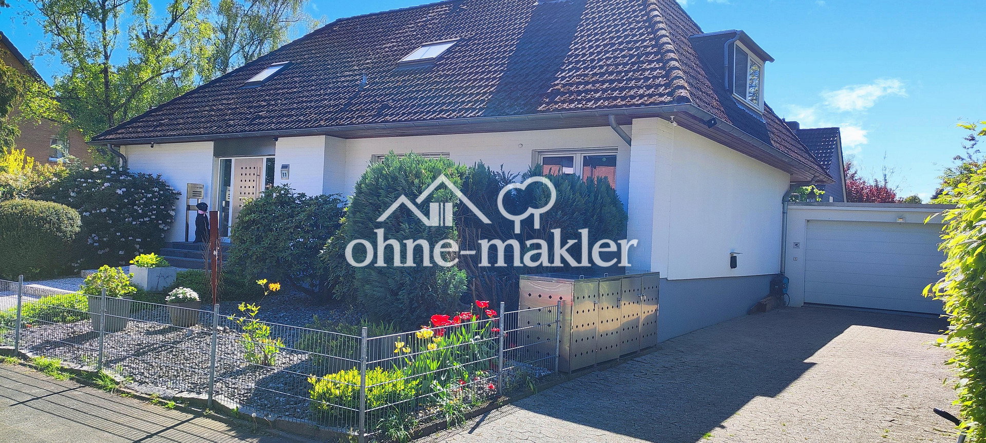 Freistehendes Einfamilienhaus mit Sauna und Einliegerwohnung, 40885 Ratingen