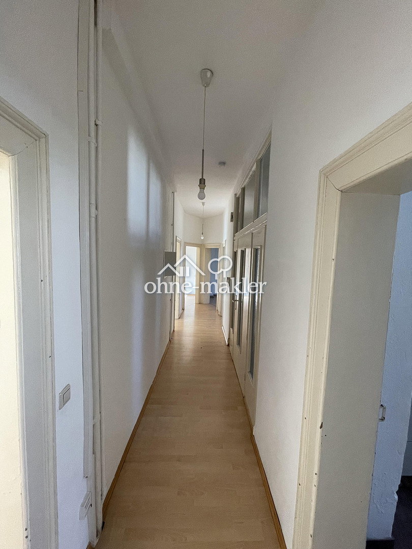 Zentral gelegenes Altbau-Zimmer, 76131 Karlsruhe